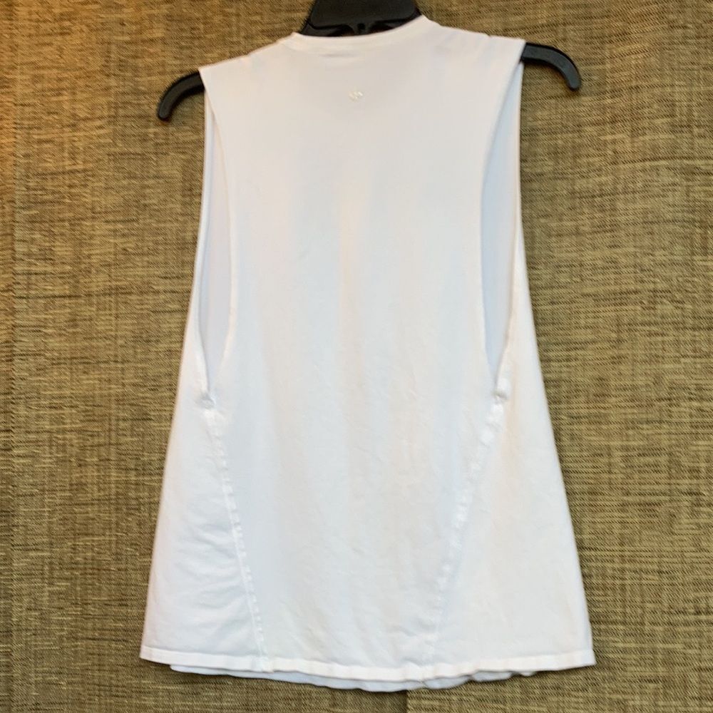 Lululemon athletica white tank top - Picture 4 of 5